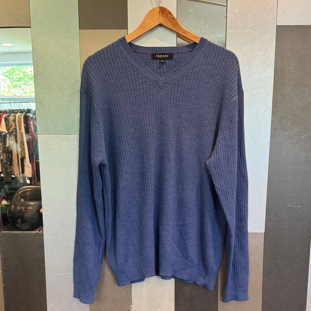 Murano Men's V-Neck Merino Wool Sweater in Blue